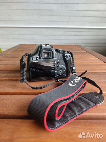 Зеркальный фотоаппарат canon ds126181