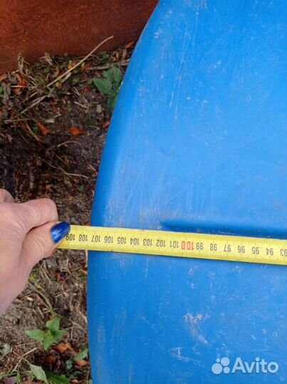 Емкость для воды пластиковая бу