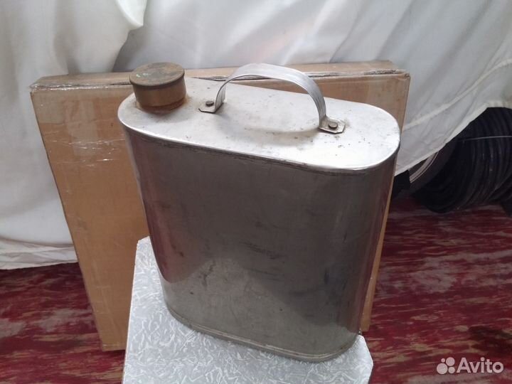 Продам канистру из нержавейки 10л
