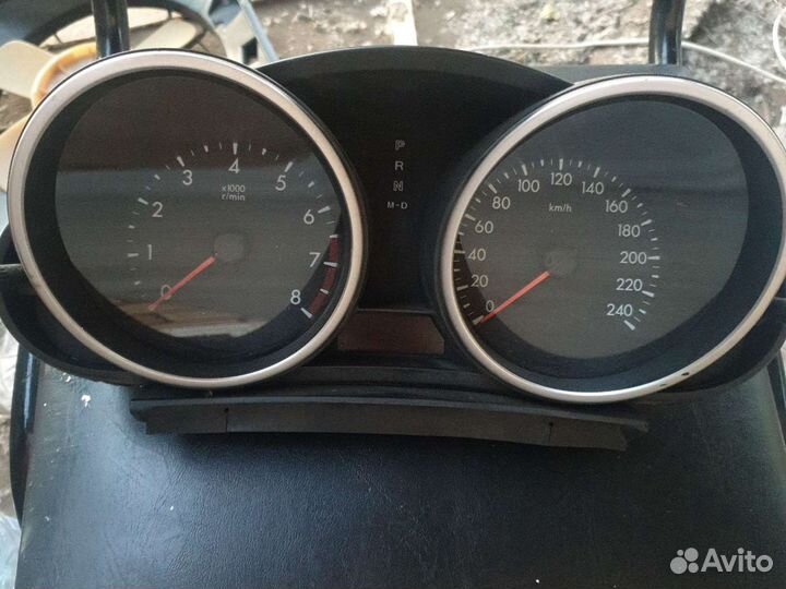 Панель приборов Mazda 3