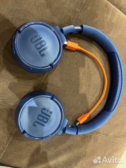 Беспроводные наушники jbl tune 590BT