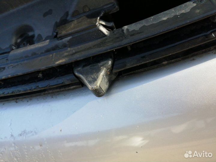 Nose cut Toyota Wish ZNE10