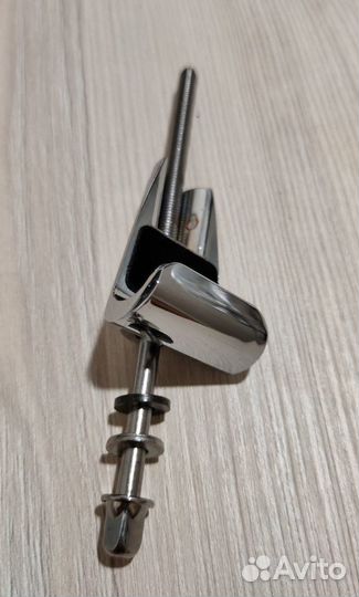 Зажим обода бас-барабана (бочки) с винтом DW