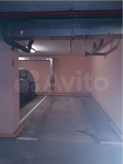 Машиноместо, 18 м²