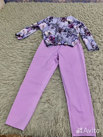 Костюм женский