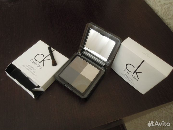 Тени новые в упаковке, фирма