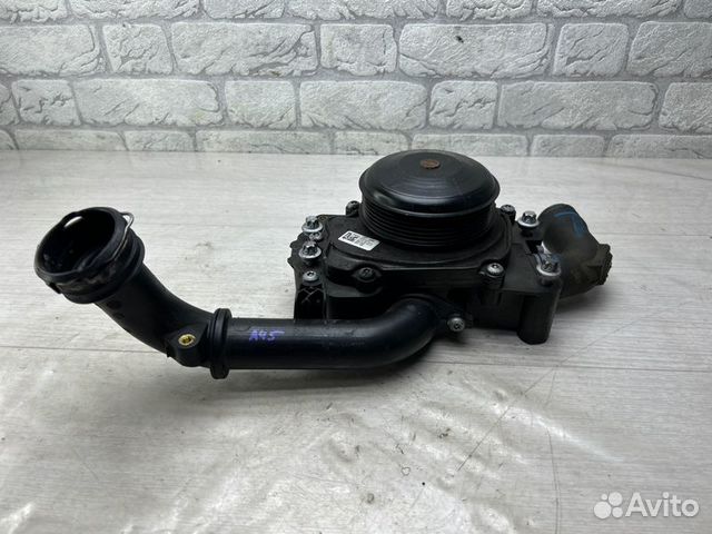 Помпа водяная Mercedes Gle-Class W166 2.2 CDI 651