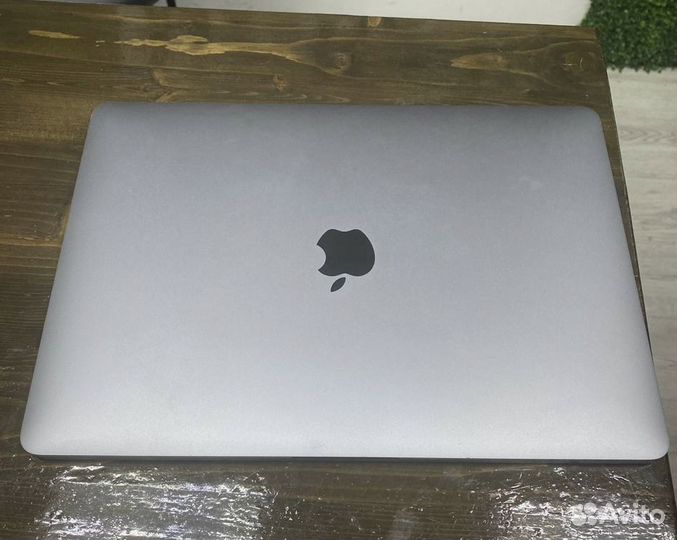 Разбор MacBook Pro 13 A2338 Space Grey 2020