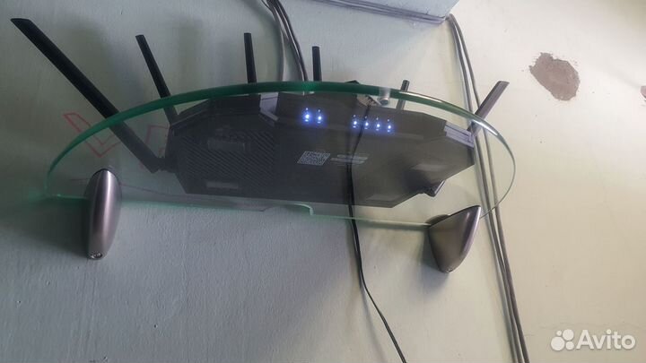 Полочка настенная