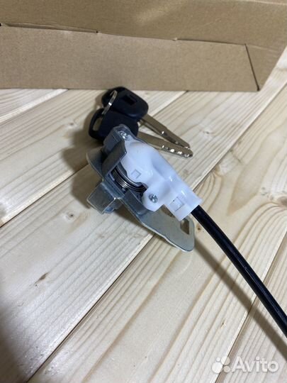 Личинка передней левой двери Honda Fit, Jazz