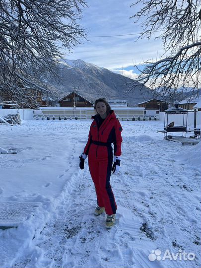 Горнолыжный комбинезон