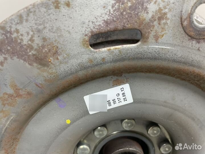 Двухмассовый маховик Audi A4 B8 A5 8T Q5 8R