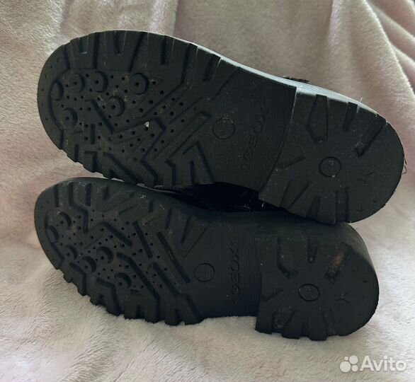 Ботинки демисезонные для девочки 29 размер Geox