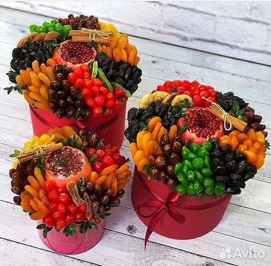Букеты и коробочки с сухофруктами