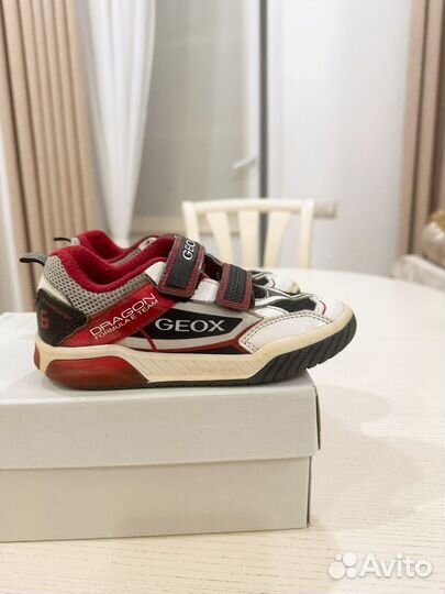 Кроссовки для мальчика 30