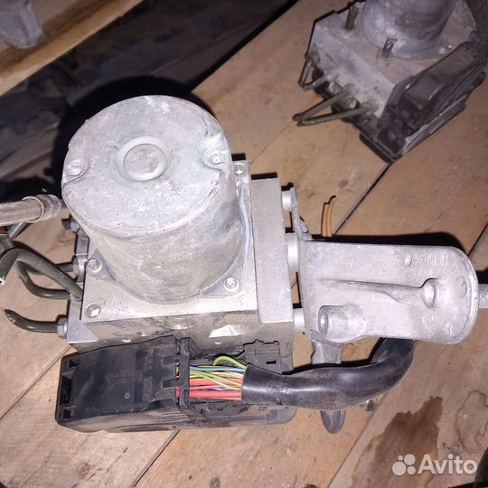 Мерседес 211 блок ABS A2114312812