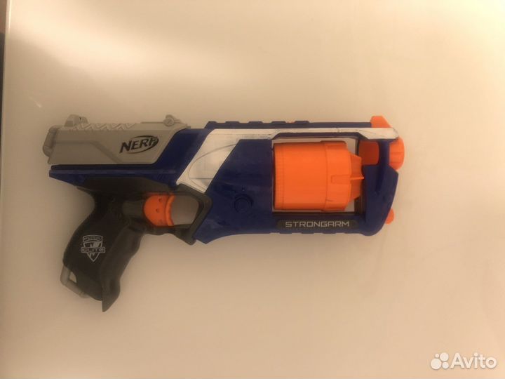 Nerf strongarm
