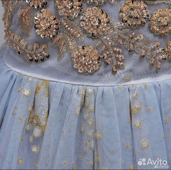 Платье нарядное новогоднее 140