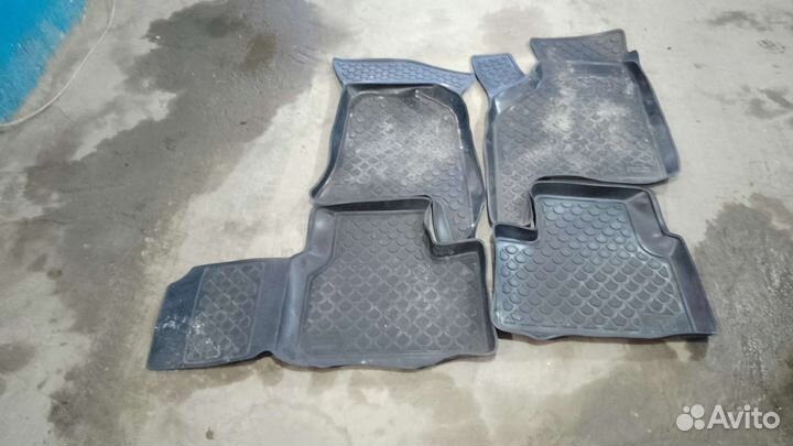 Автомобильные коврики на priora