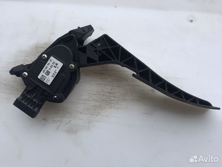 Chevrolet cruze педаль газа оригинал