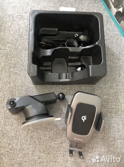Автомобильная беспроводная зарядка