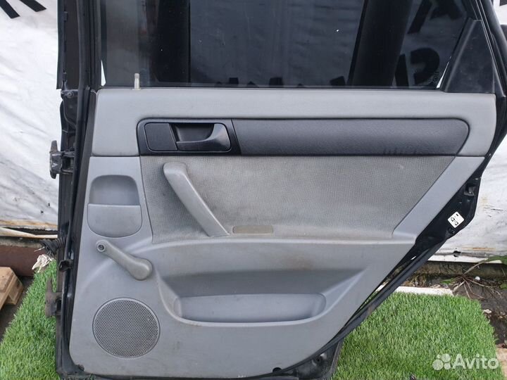 Обшивка двери задней правой Chevrolet Lacetti