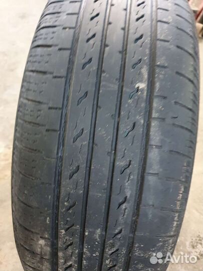 Nexen Roadian 571 235/65 R17 104T