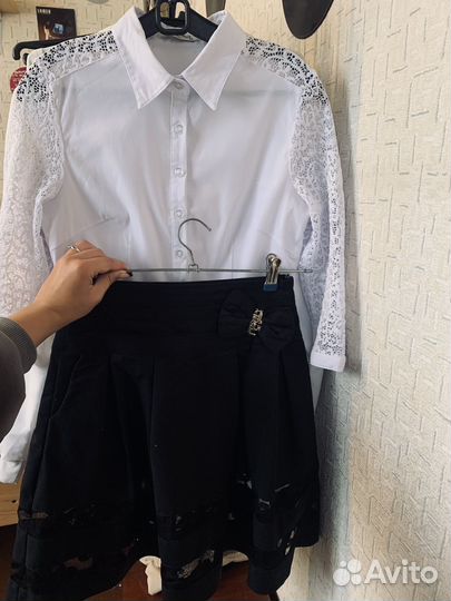 Школьная рубашка и юбка