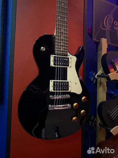 Электрогитара Les Paul Cort CR100
