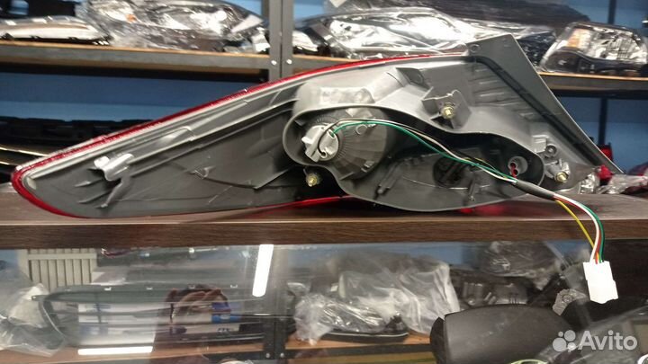 Hyundai Solaris 1 задний правый левый фонарь