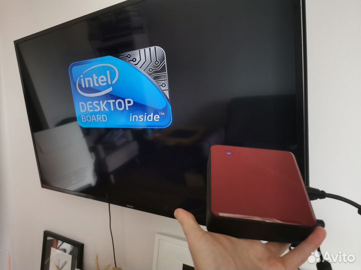 Intel NUC i3 DC3217BY