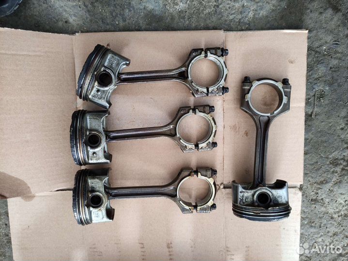 Шатун поршень коленвал