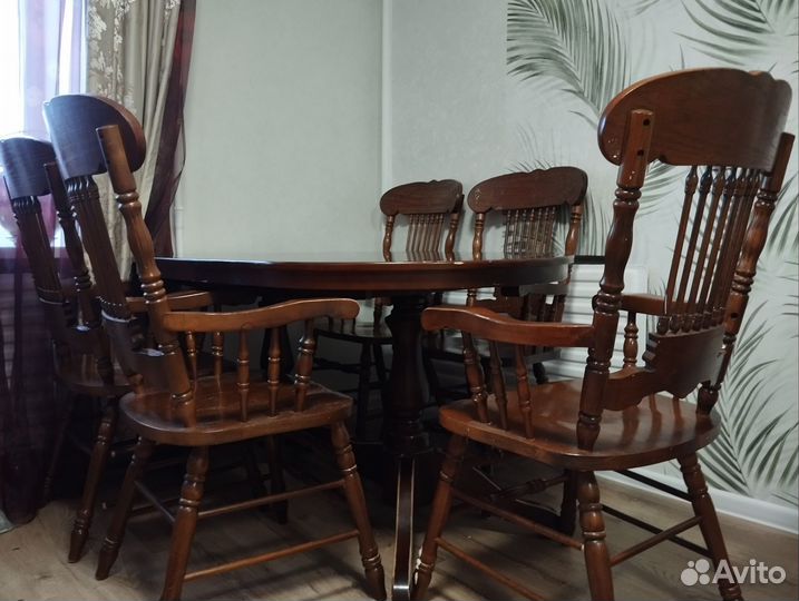 Стол со стульями в гостинную бу