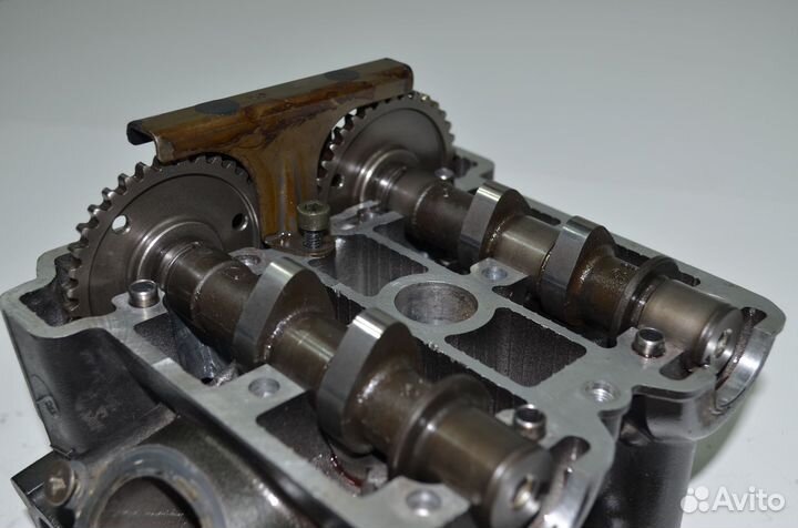 Головка в сборе задняя Suzuki SV650S