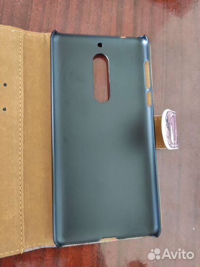 Новые чехлы для смартфонов Sony m2 и Nokia 5