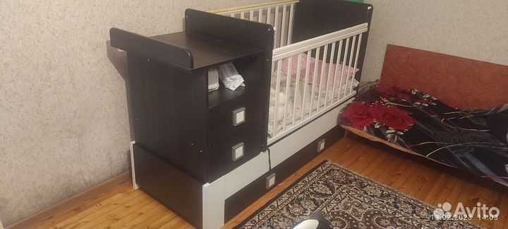 Детская кроватка