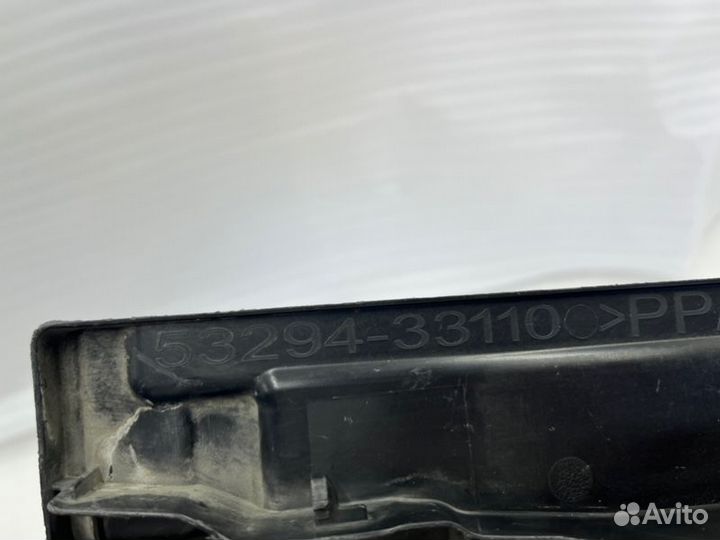 Дефлектор радиатора передний левый Lexus Es 350