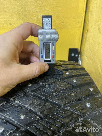 Goodyear Ultragrip Ice Arctic 205/50 R17