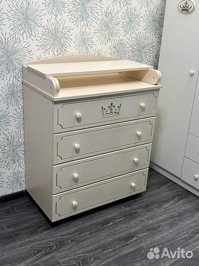 Комод с пеленальным столиком