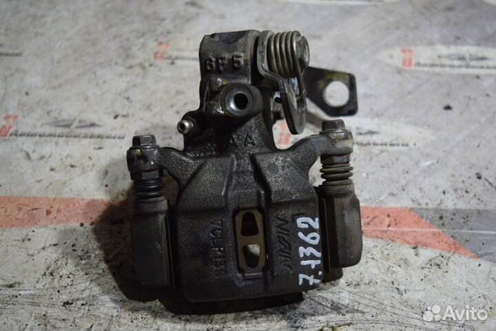 Суппорт лево c Honda Fit GD3 L15A