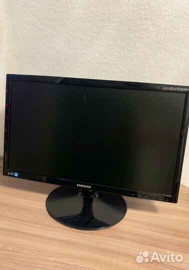 Монитор samsung