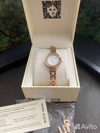 Часы женские Anne klein
