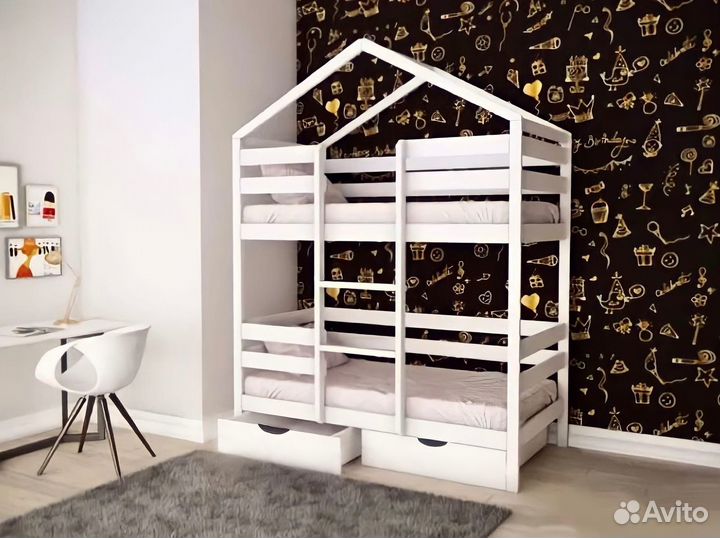 Кровать-домик двухъярусная 