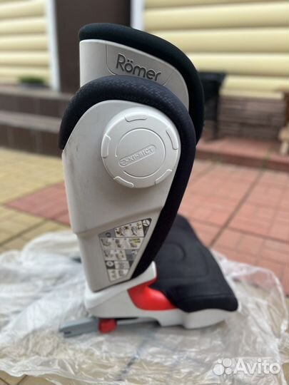 Автокресло britax romer