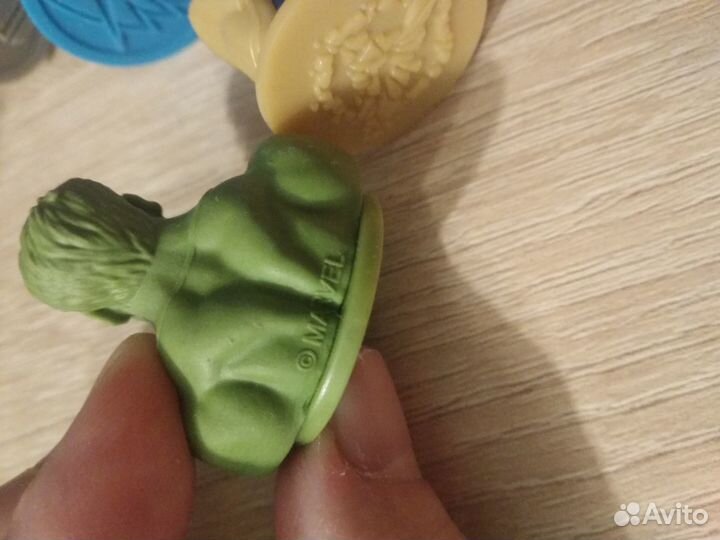 Фигурки Марвел из киндера