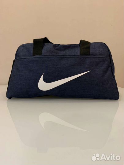 Спортивная сумка Nike