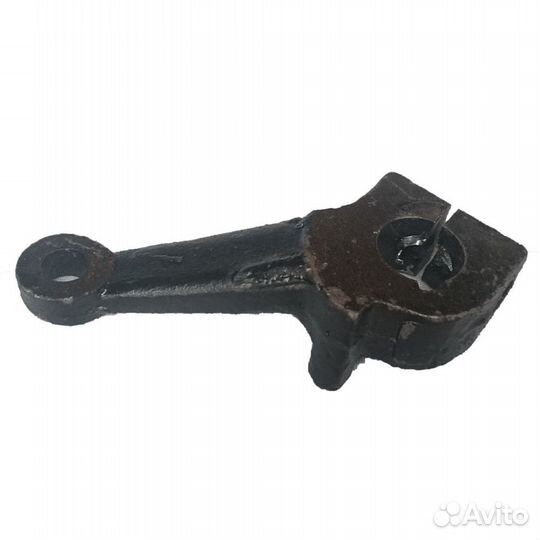 Рычаг поворотный правый (не раздвижная колея)