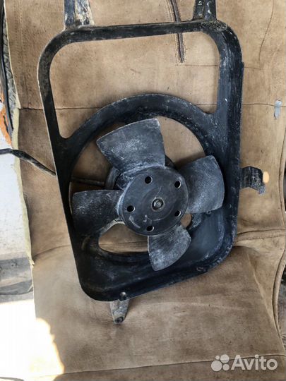 Вентилятор охлаждения двигателя ваз