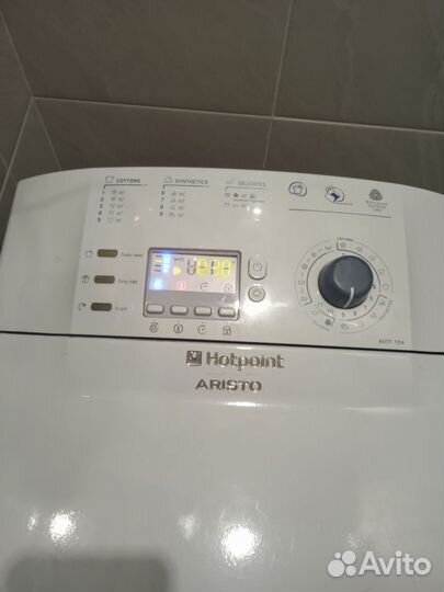 Стиральная машинка Hotpoint-Ariston на запчасти