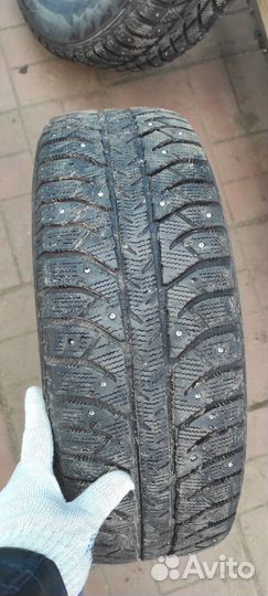 Bridgestone Ice Cruiser 7000 195/65 R15